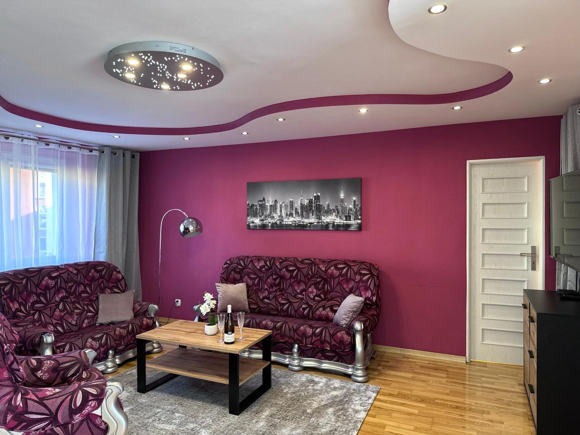 Large, Luxury Condo With Sauna แชมิตช์ ภายนอก รูปภาพ
