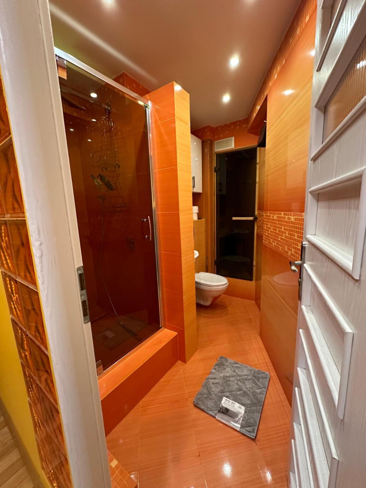 Large, Luxury Condo With Sauna แชมิตช์ ภายนอก รูปภาพ